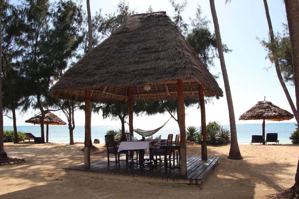 Anna Of Zanzibar Hotel Буейю Екстериор снимка
